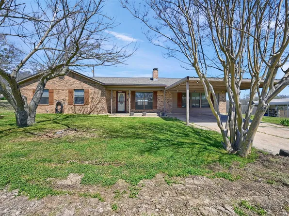 205 W Sherman St, Bells, TX 75414