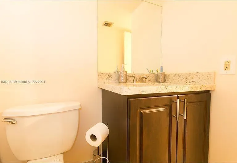 8520 SW 133rd Avenue Rd #213 — Photo 6