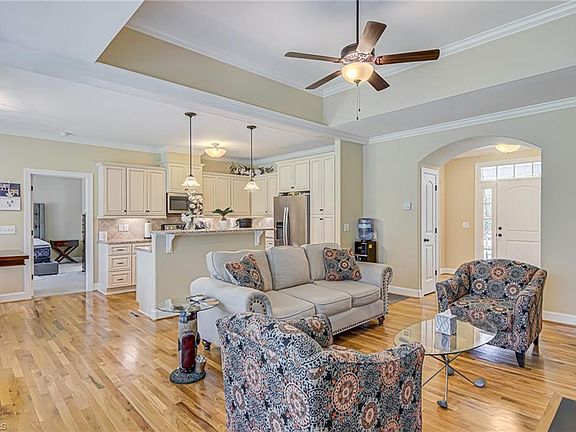 5th image of 4512 Brookhaven Dr