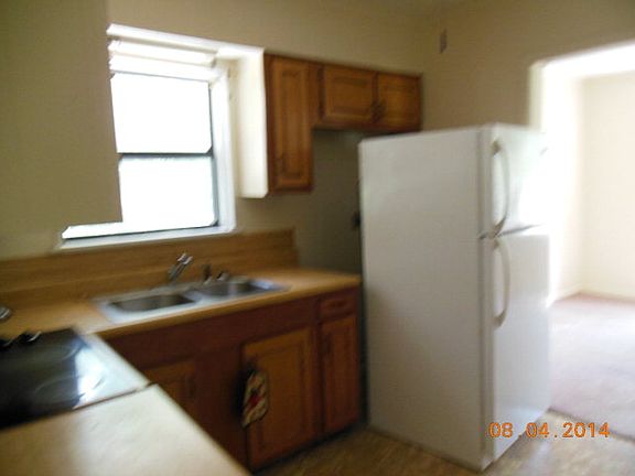 4th image of 506 S Broadfoot Blvd