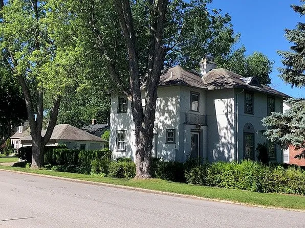 327 Westmoreland Rd, Amherst, NY 14226