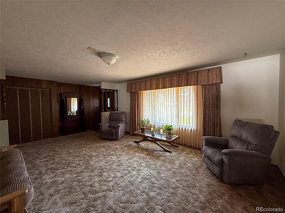 4th image of 60 Cedar Circle