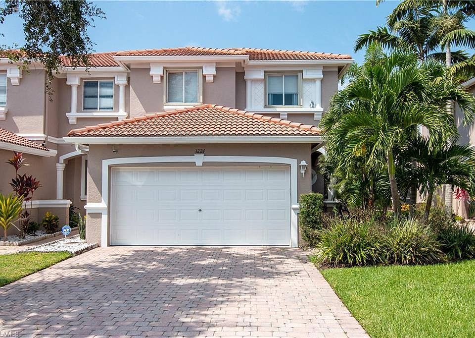 1st image of 3224 Antica St