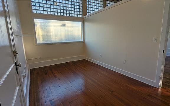 4th image of 439 Elmira Ave APT A
