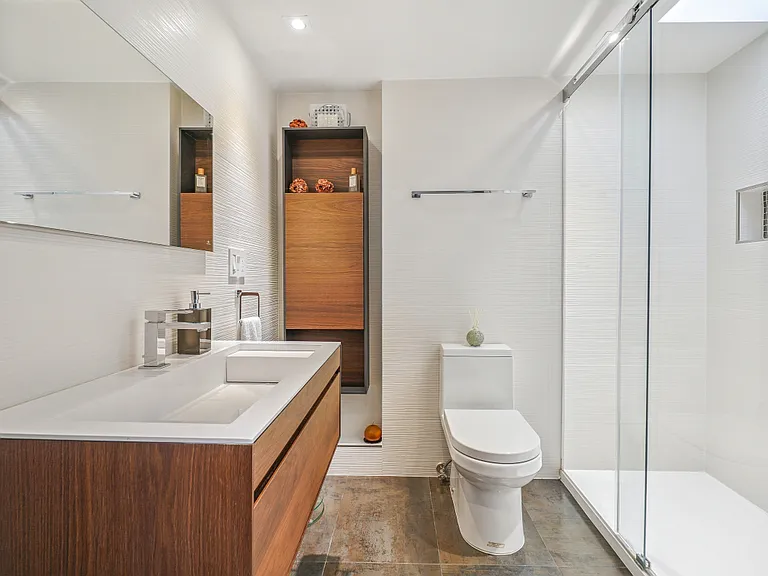 1080 Wisconsin Ave NW #3002 — Photo 17