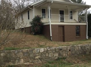 45 Blake Corne Ln, Zirconia, NC 28790