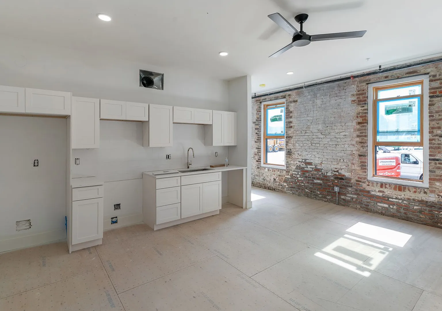 The Lofts on Broad — Photo 2