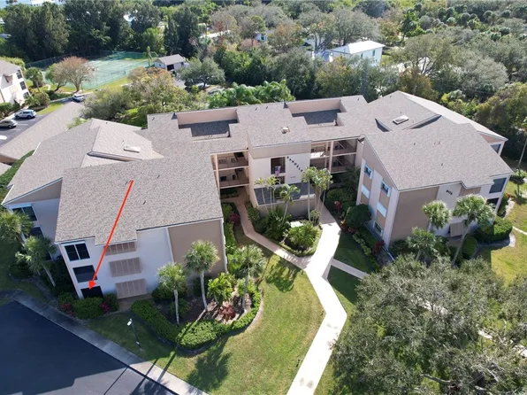 6175 S Mirror Lake Dr APT 101, Sebastian, FL 32958