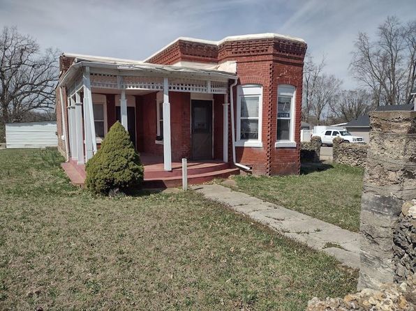 411 N Desloge Dr, Desloge, MO 63601