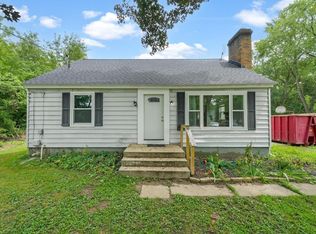 55916 Fir Rd, Mishawaka, IN 46545