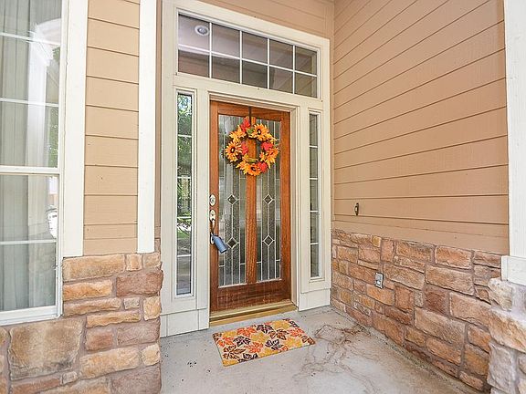 4th image of 1531 Fairview Dr