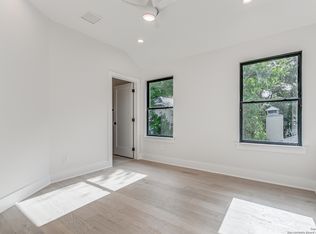 119 Grant Ave, Alamo Heights, TX 78209