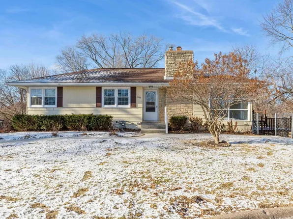 300 Lawrence St, Clinton, IA 52732