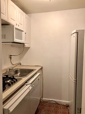 Rented by Living New York | media 8