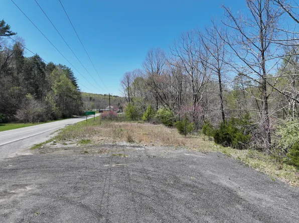 Paint Bank Rd, New Castle, VA 24127