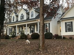 465 Leath Ln, Finger, TN 38334