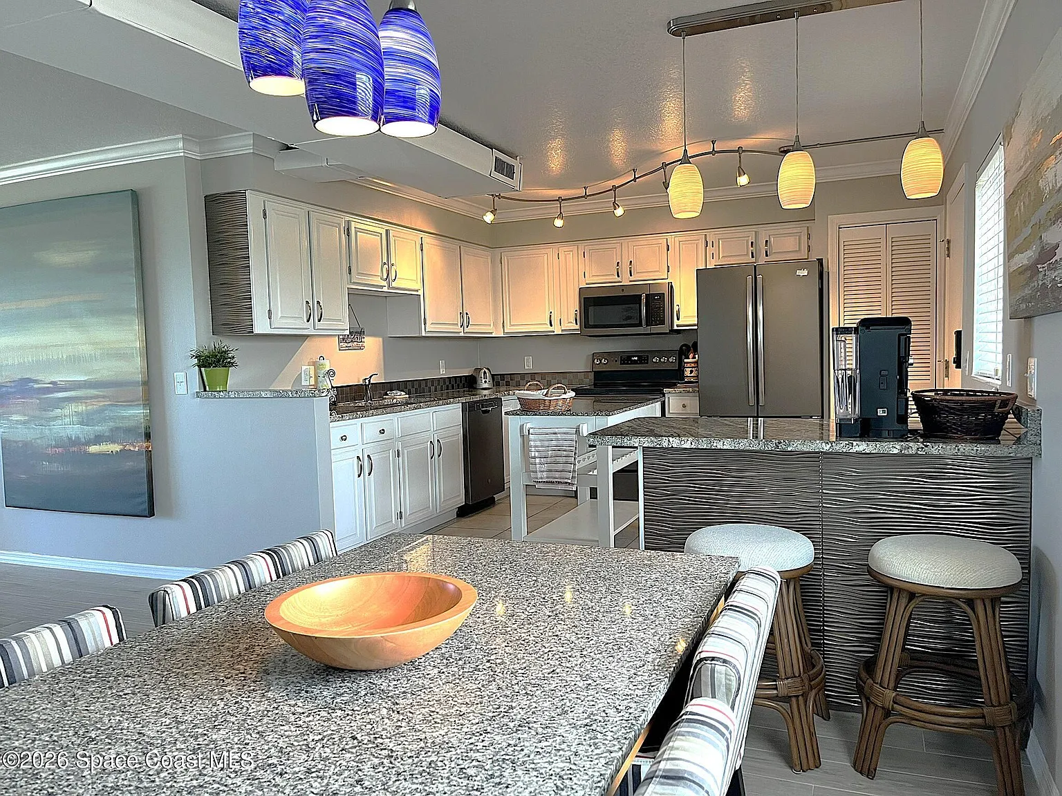 2 bed, 2.0 bath, 1282 sqft, $3,500 — Photo 4