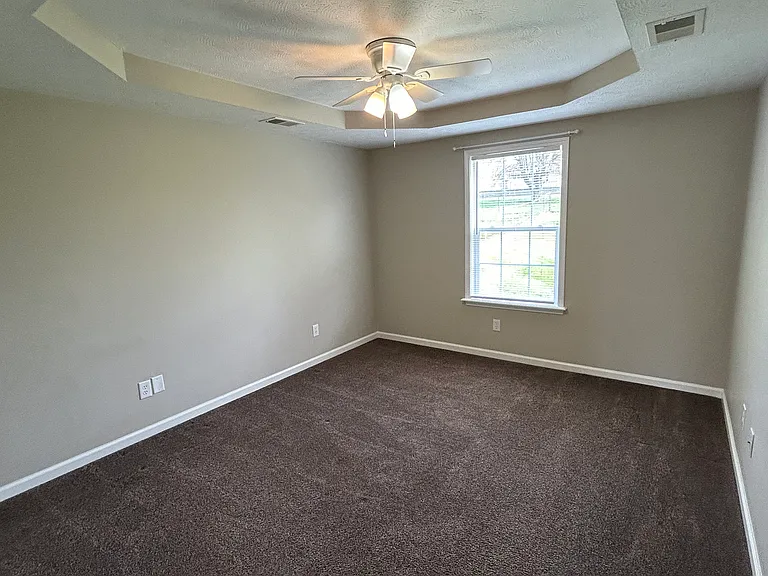 200 Weil Ln #2 — Photo 8