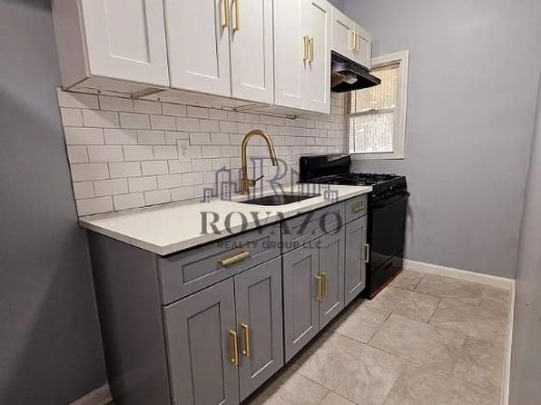 300-301 Lyons Ave #6A