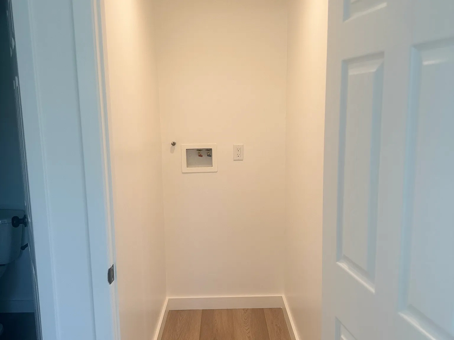 1 bed, 650 sqft, $2,300 — Photo 2