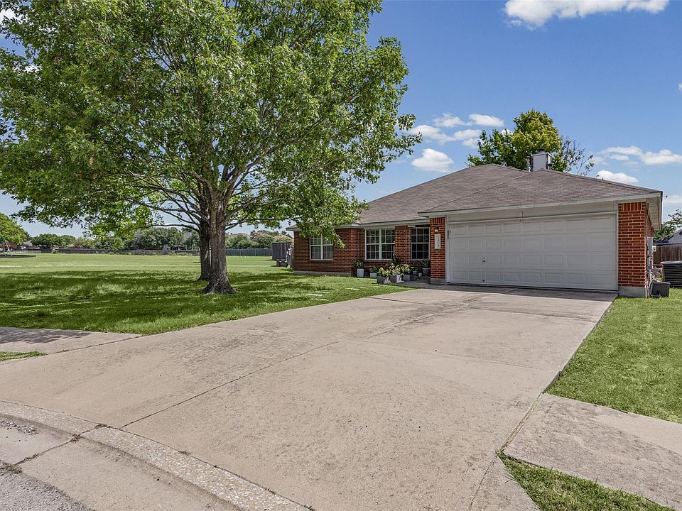 1st image of 1313 Laurelleaf Dr