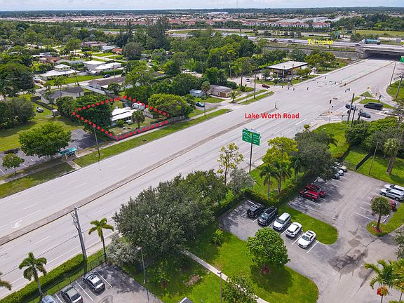 2nd image of 122 Springdale Road