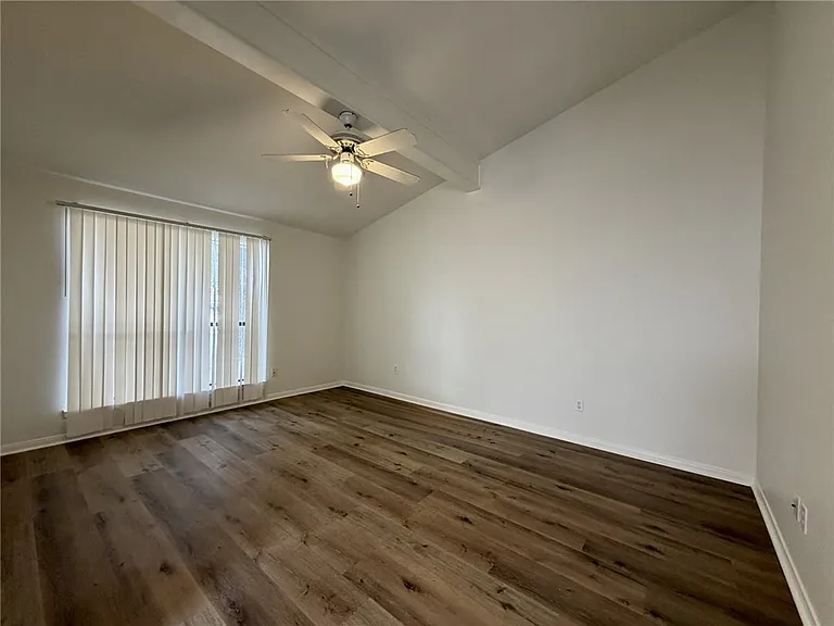 704 Cross Timbers Dr — Photo 7