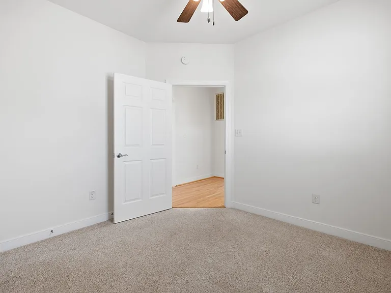 6613 Saint Laurence Dr — Photo 24