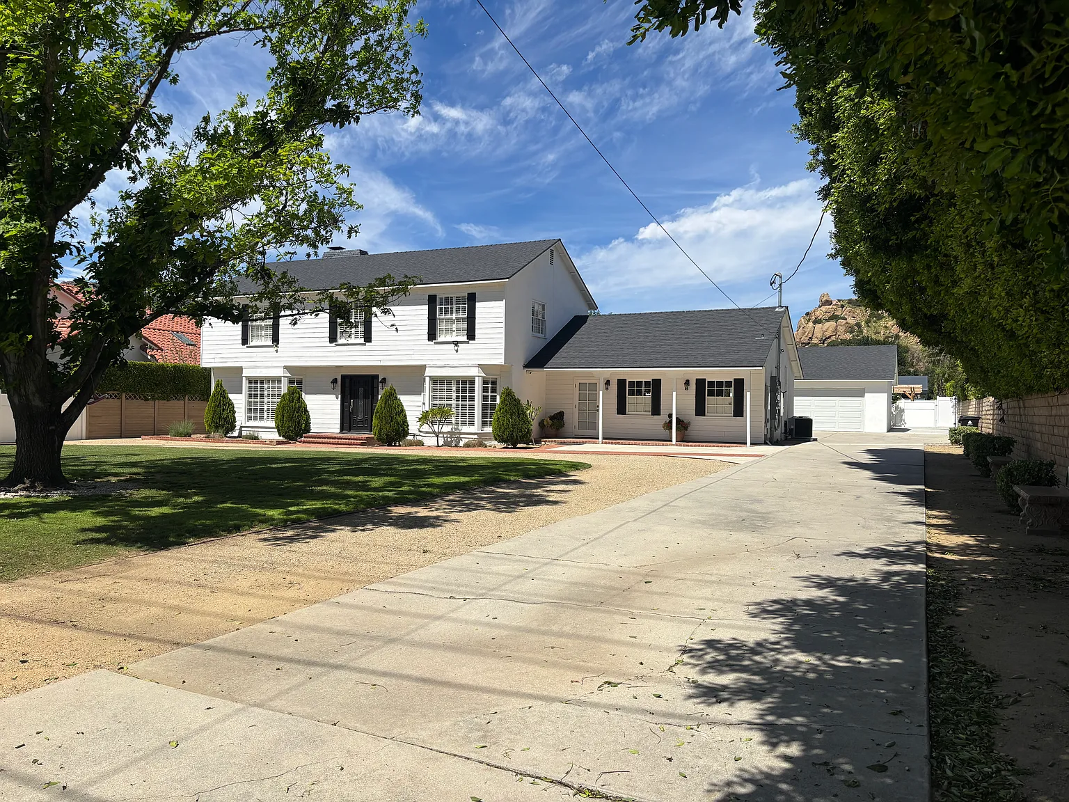 4 bed, 2.5 bath, 3138 sqft, $6,800 — Photo 3