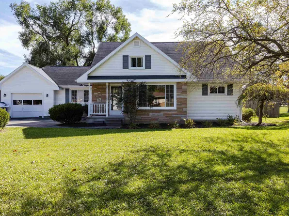 514 Cherry St, Standish, MI 48658