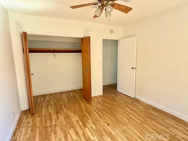 964 W 2nd St — Photo 14