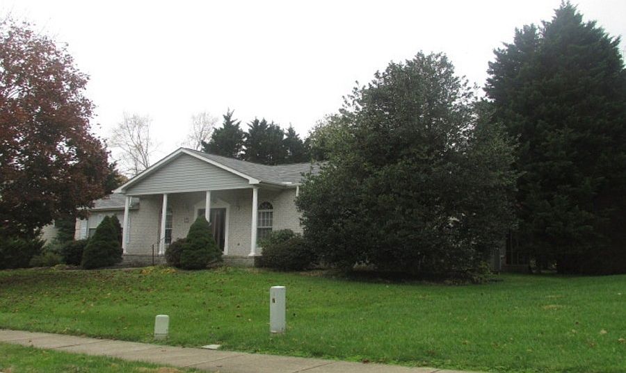2nd image of 1210 Brighton Ln