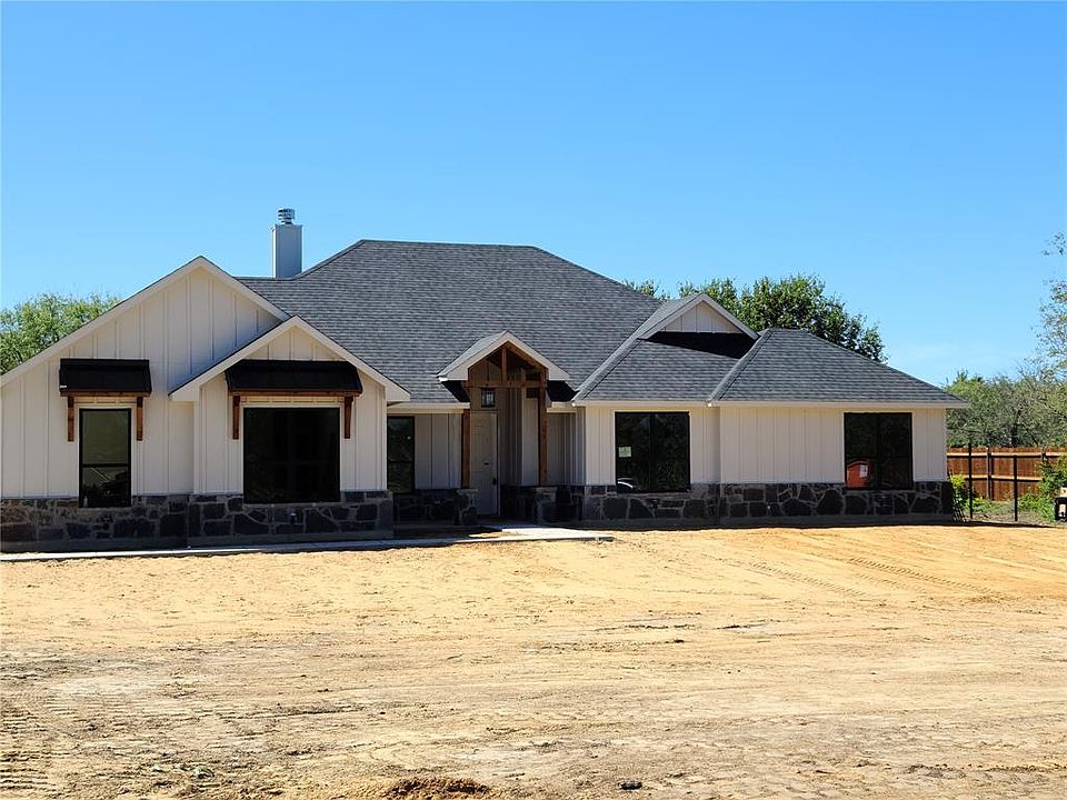 1st image of 2500 Lime Ct