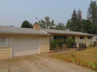 709 Dewitt Park Rd, Yreka, CA 96097