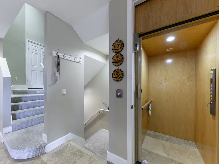 10300 Tarpon Landings Ter #4 — Photo 22