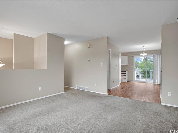 5th image of 211 Hedley STREET