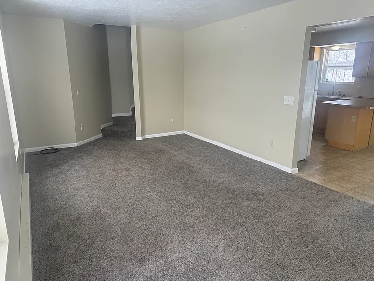 9377 Winding Creek Dr — Photo 6