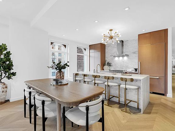 4th image of 100 Central Park S #3AD