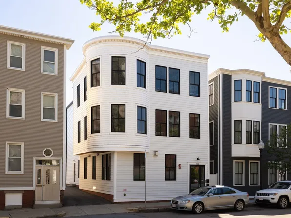 322 Bunker Hill St APT 2, Boston, MA 02129