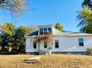 327 E Booker St, Marceline, MO 64658