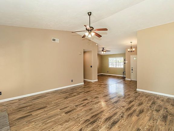 4th image of 6155 N Haslam Ave