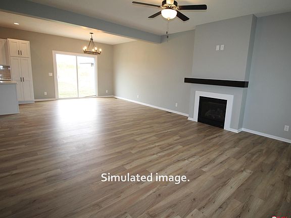 5th image of 9841 Fairbury Ln
