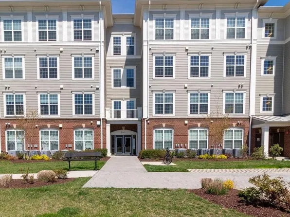 3911 Doc Berlin Dr Unit 35, Silver Spring, MD 20906