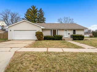 226 Andrews Dr, Belvidere, IL 61008