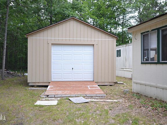 2nd image of 5382 Spruce Dr
