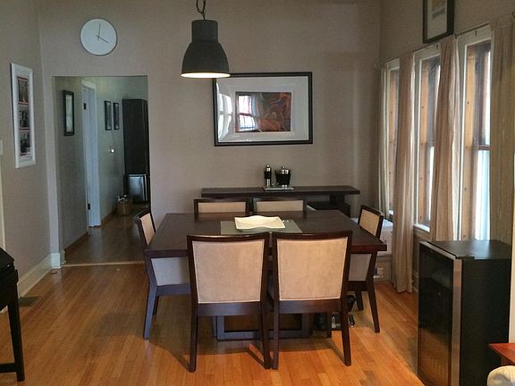 2nd image of 1070 N Marshfield Ave #1