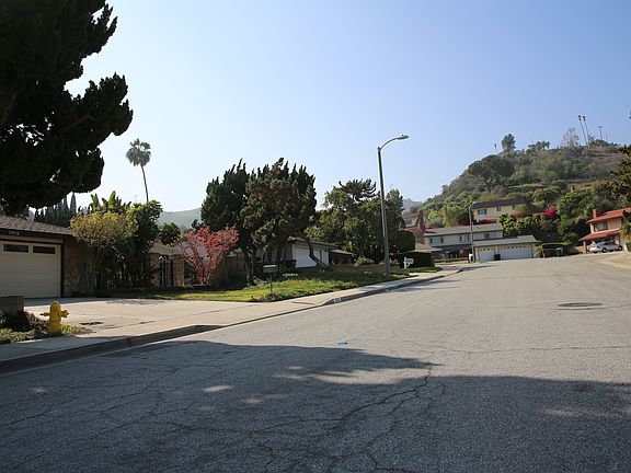3rd image of 15116 Del Prado Dr