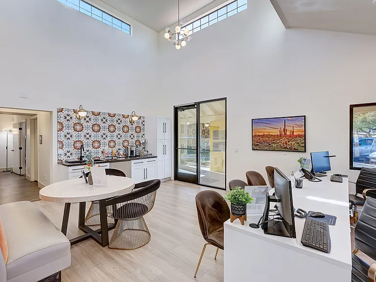Alterra Apartments — Photo 8