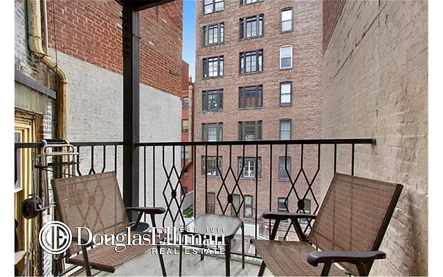 Rented by Douglas Elliman | media 33