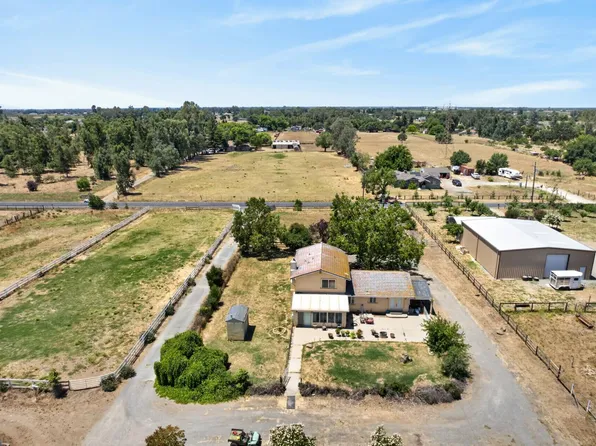 24390 N Jack Tone Rd, Acampo, CA 95220